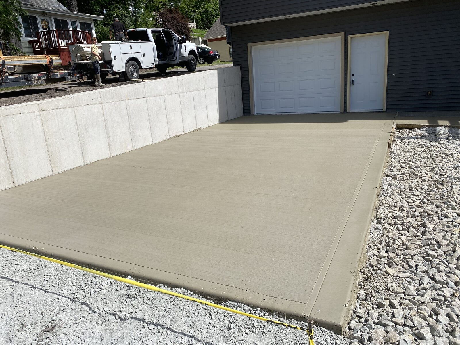 Poured residential concrete walls — photo 4