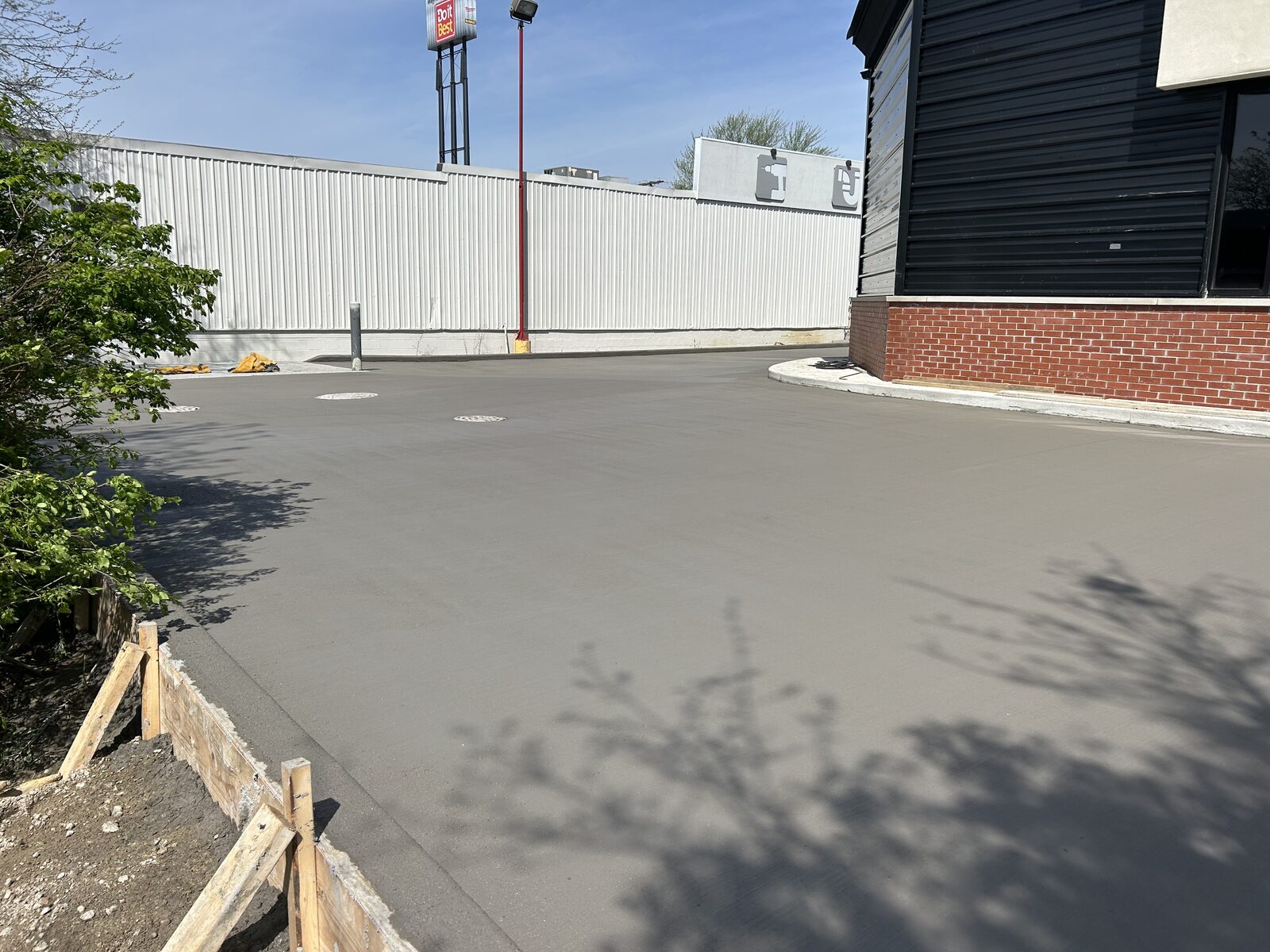 Gas station concrete work in Fort Wayne — photo 23