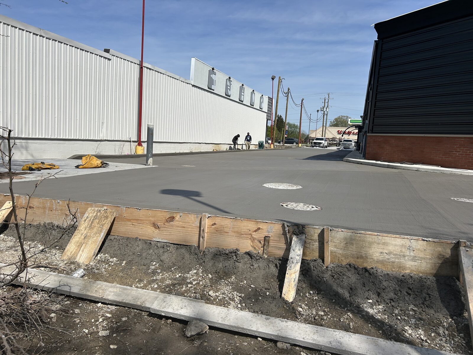 Gas station concrete work in Fort Wayne — photo 24